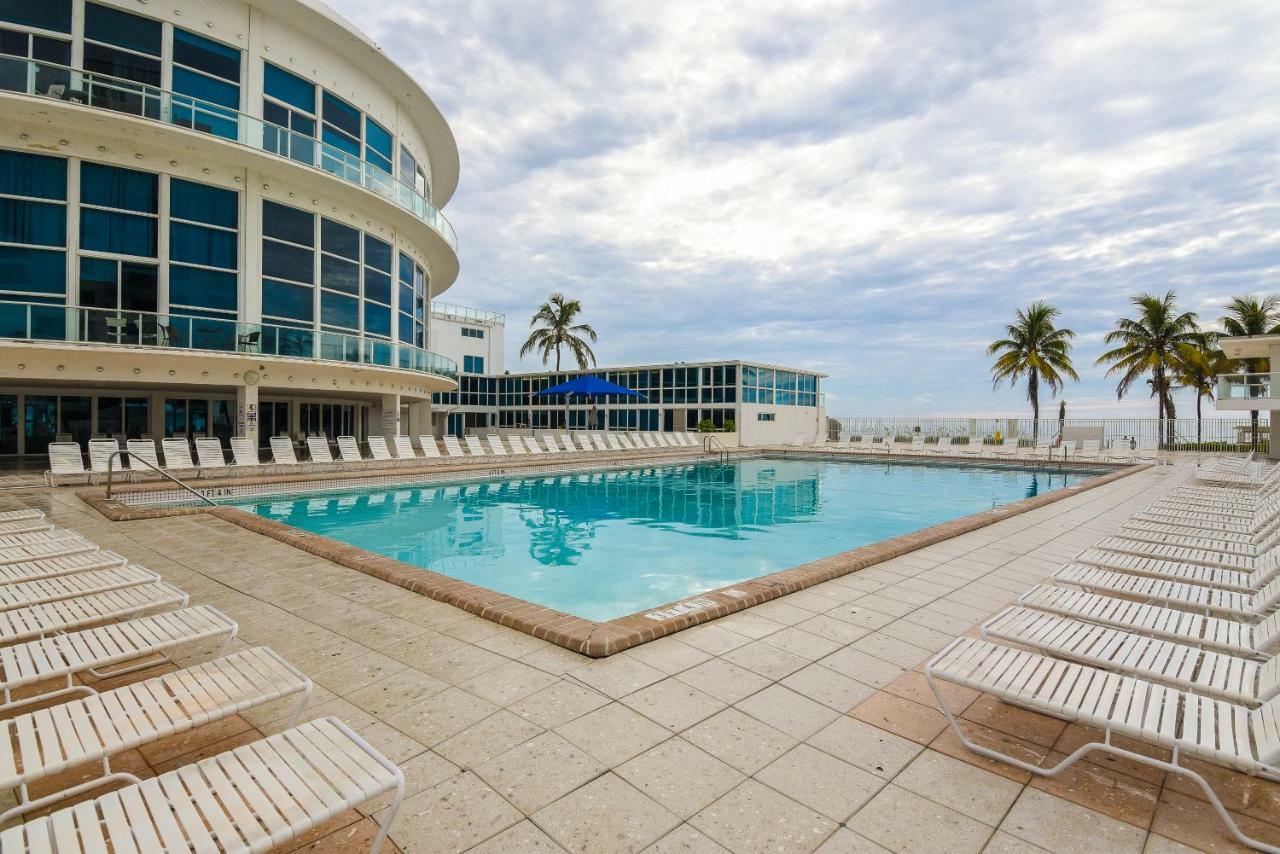 Castle Beach Suites By Vacation Media Μαϊάμι Μπιτς Εξωτερικό φωτογραφία