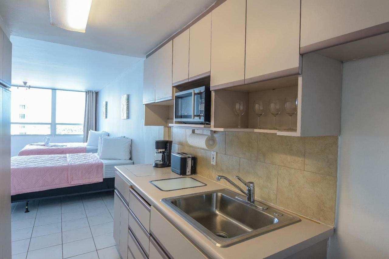Castle Beach Suites By Vacation Media Μαϊάμι Μπιτς Εξωτερικό φωτογραφία